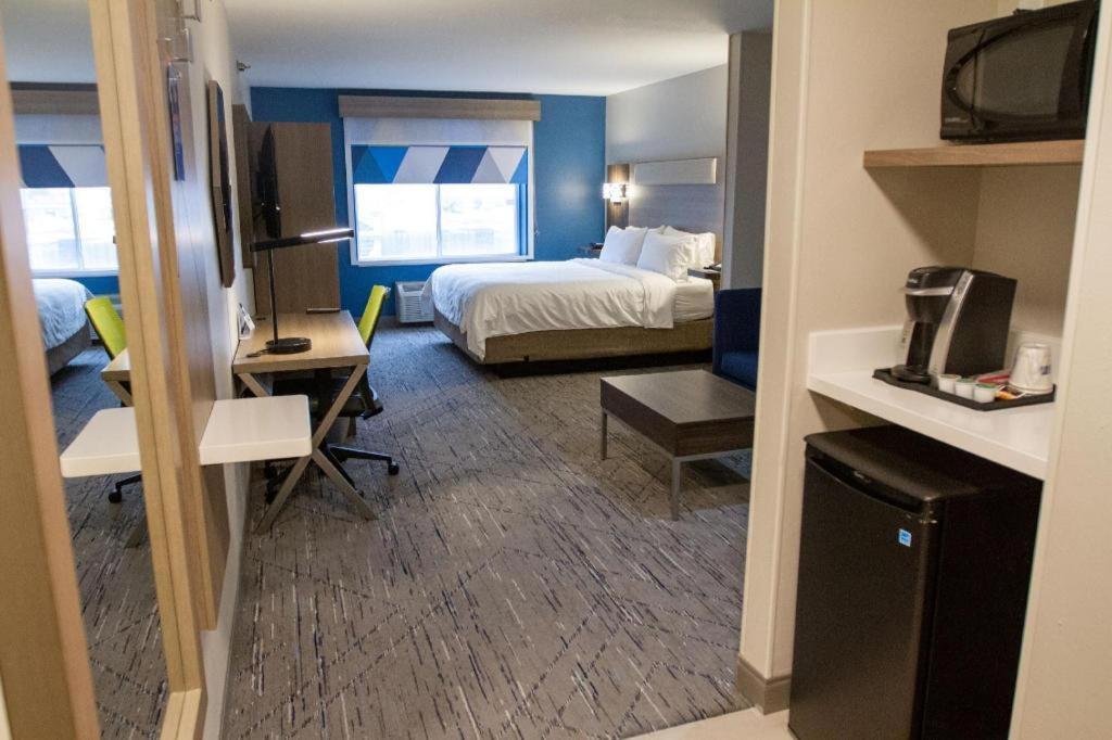 Holiday Inn Express O'Neill By Ihg Exterior photo
