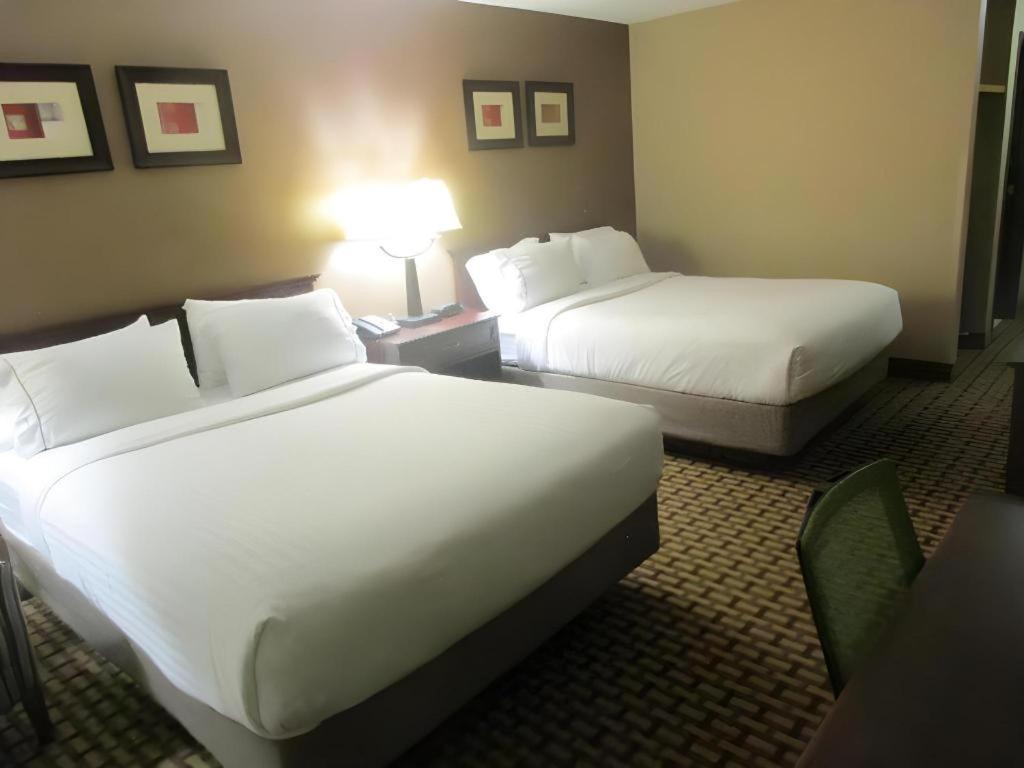 Holiday Inn Express O'Neill By Ihg Exterior photo