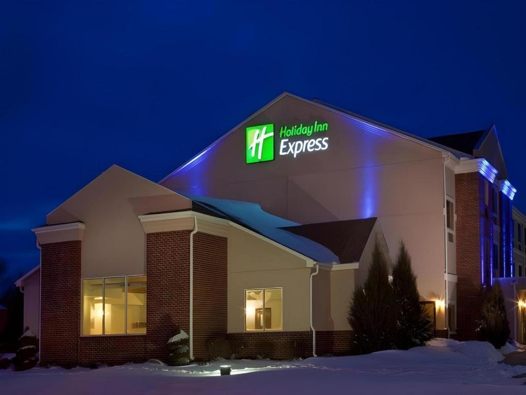 Holiday Inn Express O'Neill By Ihg Exterior photo