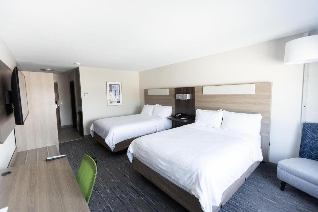 Holiday Inn Express O'Neill By Ihg Exterior photo